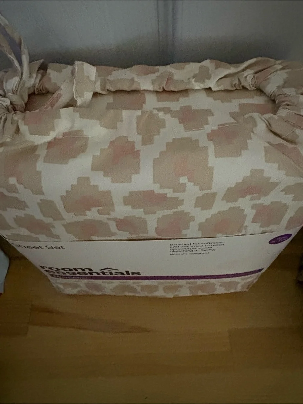 Room Essentials Printed Microfiber Bedding Set - Beige & Blush twin XL
